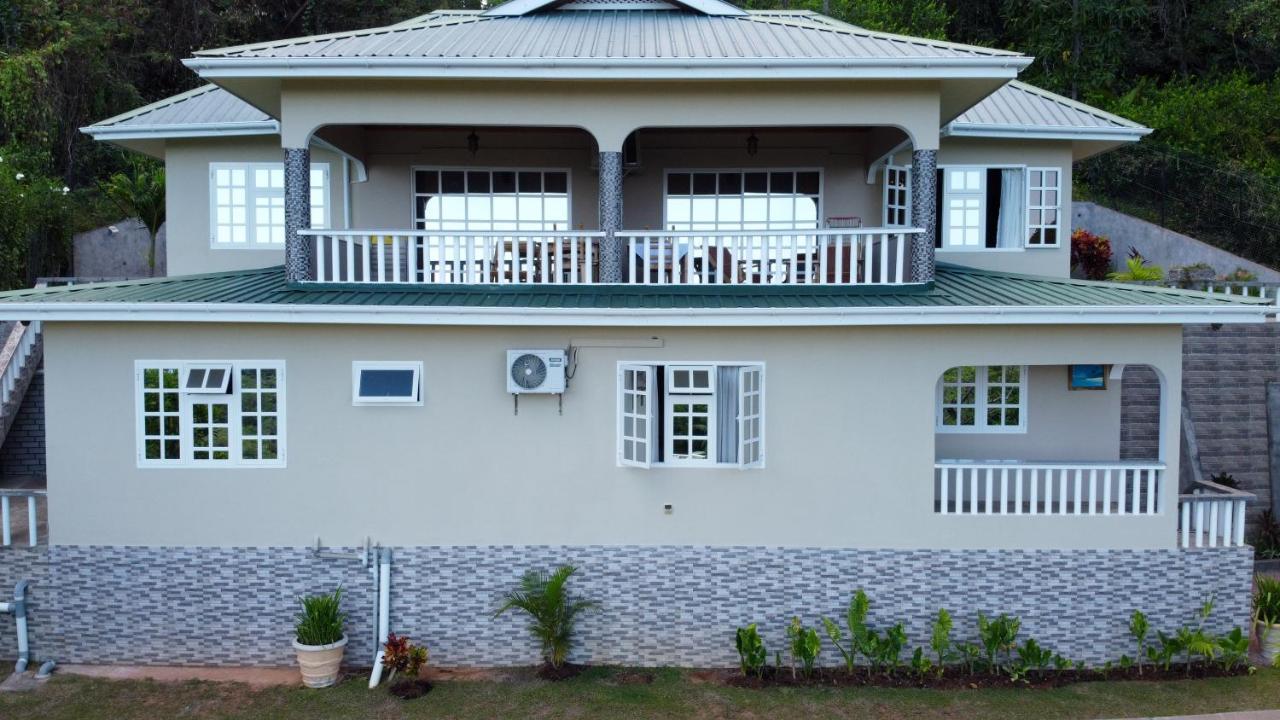 Exotic Guest House Anse Volbert Village Екстериор снимка