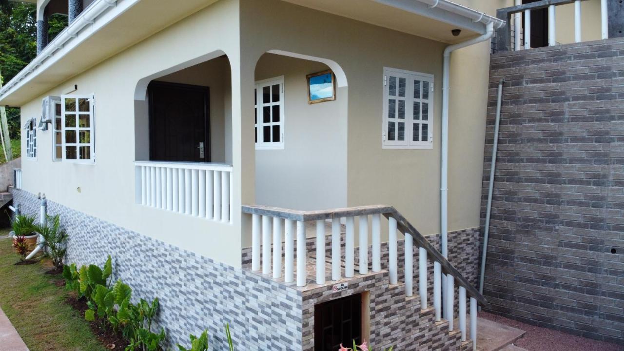 Exotic Guest House Anse Volbert Village Екстериор снимка