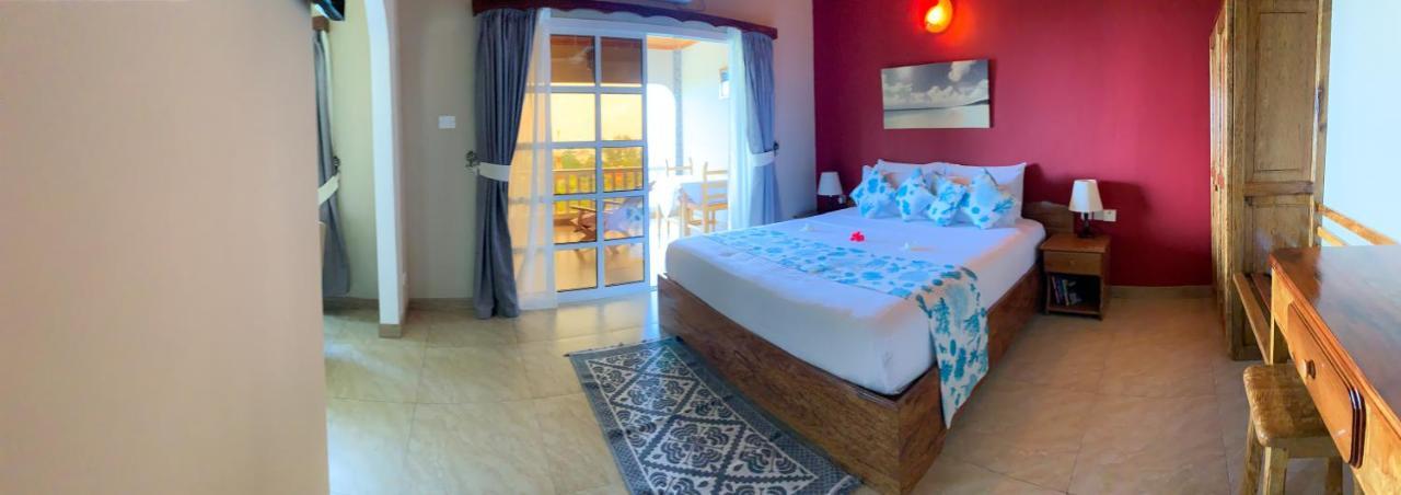 Exotic Guest House Anse Volbert Village Екстериор снимка