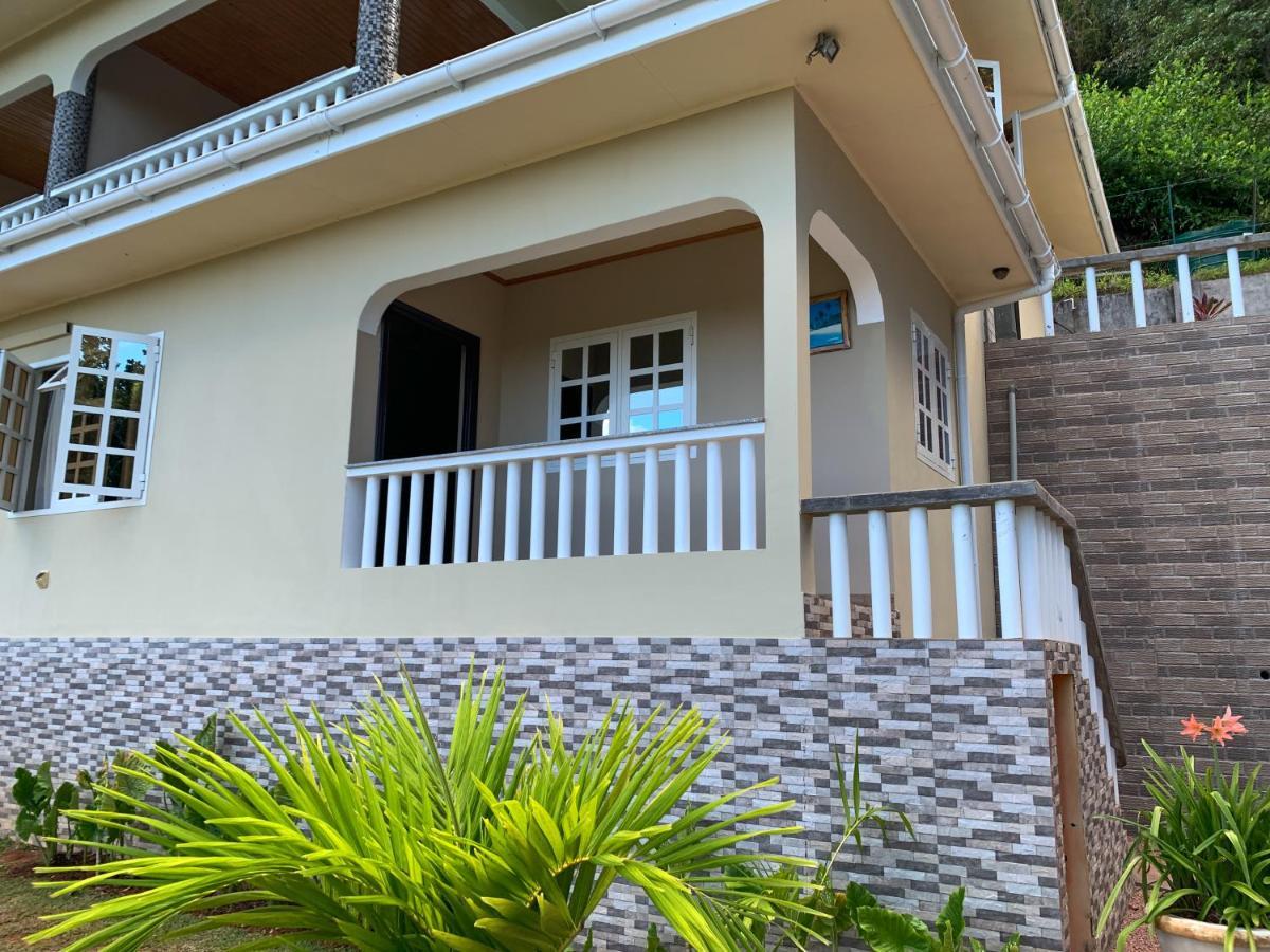 Exotic Guest House Anse Volbert Village Екстериор снимка