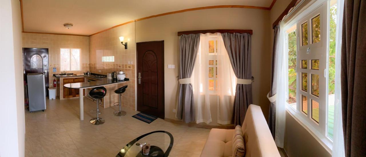 Exotic Guest House Anse Volbert Village Екстериор снимка